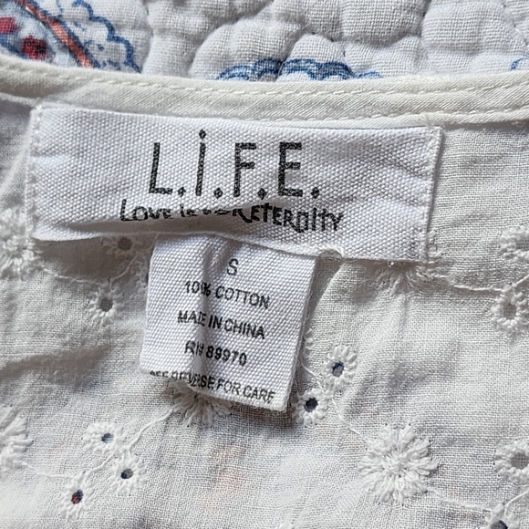 LIFE white ruffle eyelet shirt embroidered bohemian size S - Picture 2 of 7